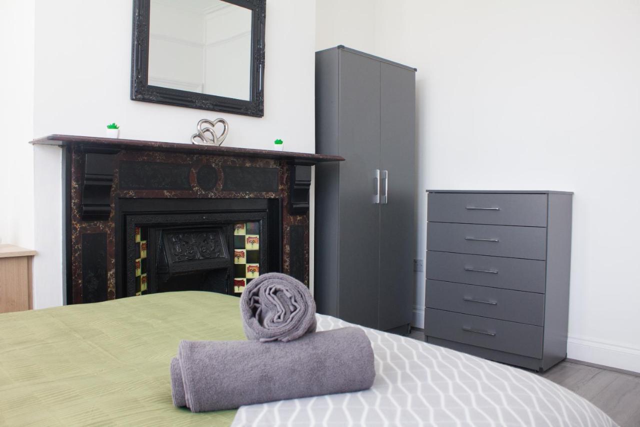 Villa Boaler House, Modern 4 Bed House With Parking Sleeps 8 Liverpool Exterior foto